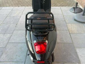 ② VESPA SPRINT TE KOOP