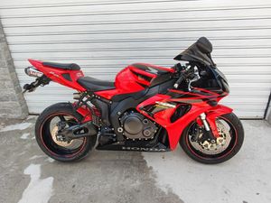 HONDA CBR 1000RR SC57 →