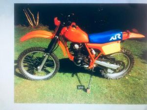 ② HONDA XR 200 ANNÉE 1983