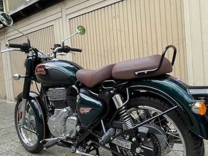 ROYAL ENFIELD CLASSIC 350 CCM - BRITISH GREEN