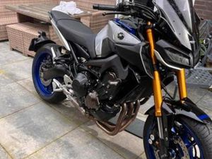 YAMAHA MT-09 SP MET AKRAPOVIC UITLAAT. — MOTOREN | YAMAHA — MARKTPLAATS