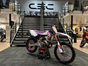YAMAHA YZ 250 EXTRA ALLT • 2026