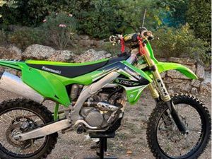 250 KXF 2022 + ÉQUIPEMENT COMPLET