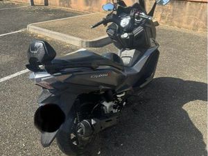 VEND SCOOTER CRUISYM À 125
