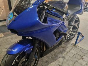 YAMAHA R6 PISTE ET ROUTE AVEC CG FRANCAISE