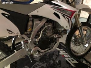 YAMAHA YZF 250 (2010)