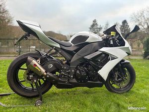 KAWASAKI ZX10R