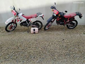 LOT 2 YAMAHA 125DTR