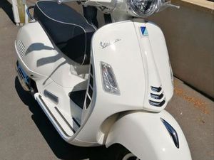 VESPA 125 GTS SUPER