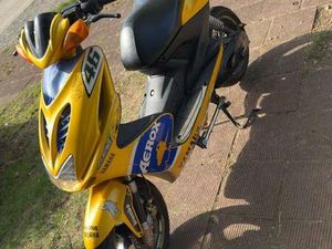 ② MBK NITRO ROSSI JAUNE CLASSE A