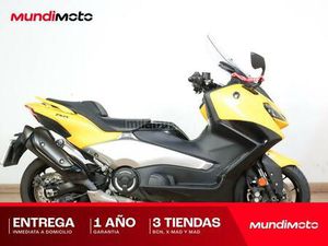 YAMAHA - TMAX