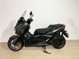 YAMAHA - XMAX 300