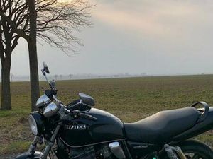 SUZUKI GSX 750 AE INSZUMA