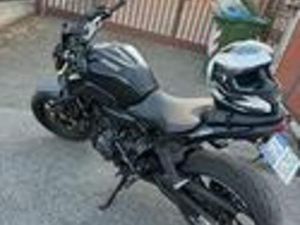 YAMAHA MT-07 DEPOTENZIATA A LIBRETTO PATENTE A2