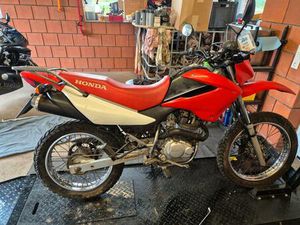 HONDA XR 125 MIT FRISCHEN TÜV UND SERVICE