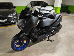 YAMAHA - X-MAX 300