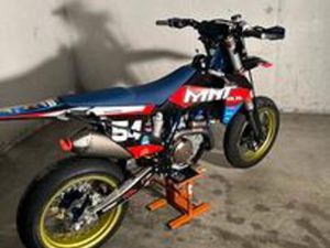 HUSQVARNA FS 450 SUPERMOTO