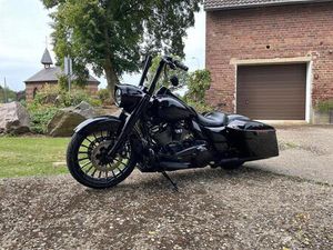HARLEY-DAVIDSON ROAD KING CUSTOM BAGGER – EINZELSTÜCK 5HD