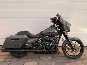 HARLEY DAVIDSON STREET GLIDE M8 ABS TC TÜV NEU KESSTECH