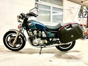 HONDA CB 750 - 1982