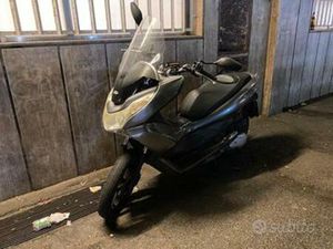 VENDITA HONDA PCX 2011
