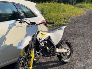 HUSQVARNA TC 85