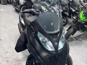 PIAGGIO MP3 400LT AFFAIRE
