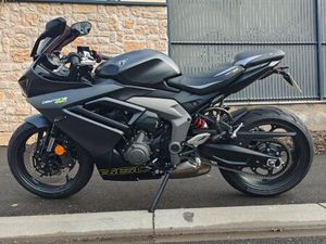 TRIUMPH DAYTONA 660 NEUVE 27 KMS