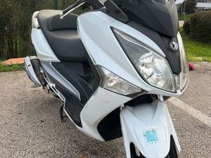 SYM GTS 125