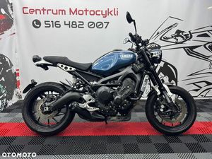YAMAHA XSR