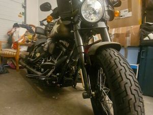 HARLEY DAVIDSON SOFTAIL SLIM S 110