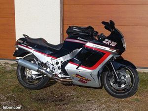 ZX 10 TOMCAT REFAIT À NEUF