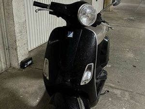 SCOOTER VESPA LX50