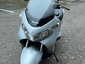 SUZUKI BURGMAN 125