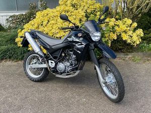 ② YAMAHA XT660R IN WERKELIJKE NIEUWSTAAT SLECHTS 6046KM!