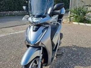 HONDA SH 125 ABS 2018 KM 10700 GARANZIA