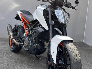 KTM DUKE 125