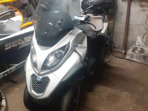 VEND PIAGGIO MP3 500 LT