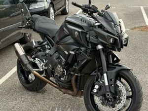 YAMAHA MT10