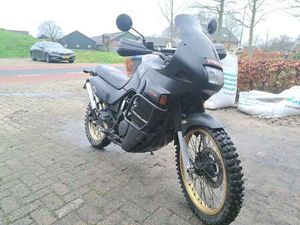 HONDA TRANSALP XL600V ZWART
