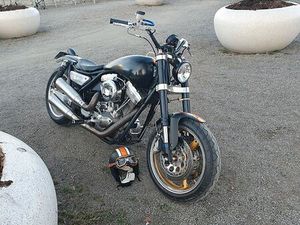 HARLEY-DAVIDSON SUPER GLIDE FXR