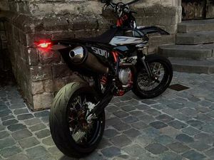 ② KTM EXC-F 500 SIX DAYS