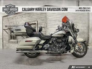 2017 HARLEY-DAVIDSON FLHTKSE - CVO(TM) LIMITED