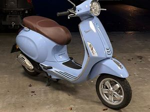 VESPA PRIMAVERA 50