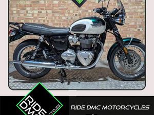 TRIUMPH BONNEVILLE T120 2900 MILES. SERVICED. TORS EXHAUSTS. EXTRAS. LOVELY BIKE. GREAT EXTRAS 1200 CC