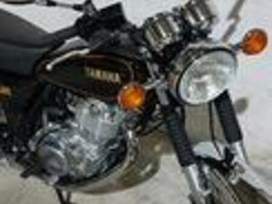 YAMAHA SR 400 - 2014