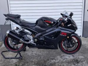 SUZUKI GSXR К7 1000