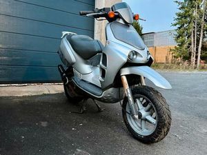 APRILIA RALLY 50 LC MOTORROLLER SILBER (AEROX NITRO F12)