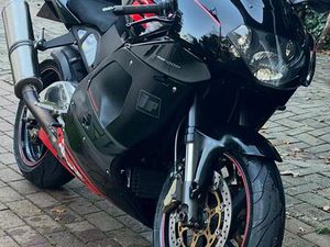 APRILIA RSV 1000 MILLE