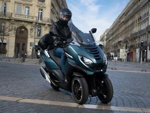 PEUGEOT METROPOLIS 400 SW 0,0% AKTION NUR 165€ IM MONAT